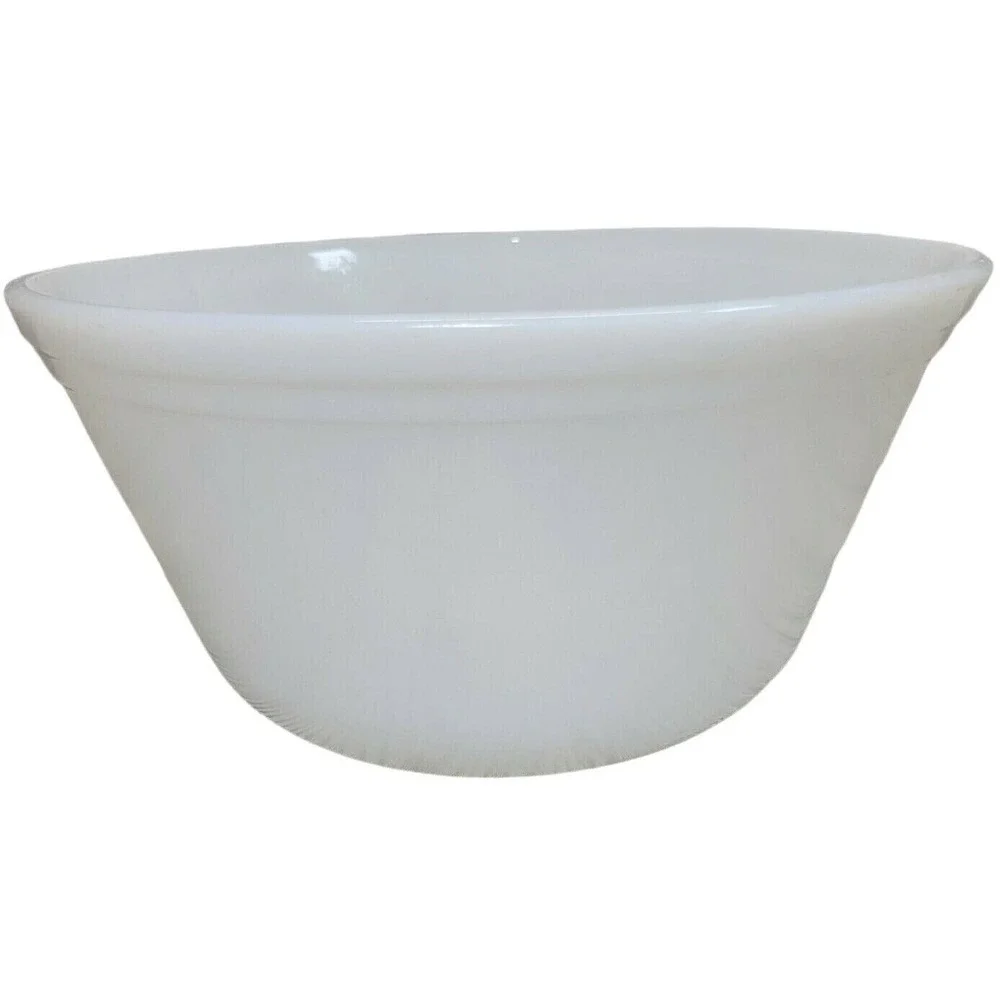 Federal Glass Mixing Bowl 8 Inch White Milk‎ Glass Oven Ware Vintage MCM